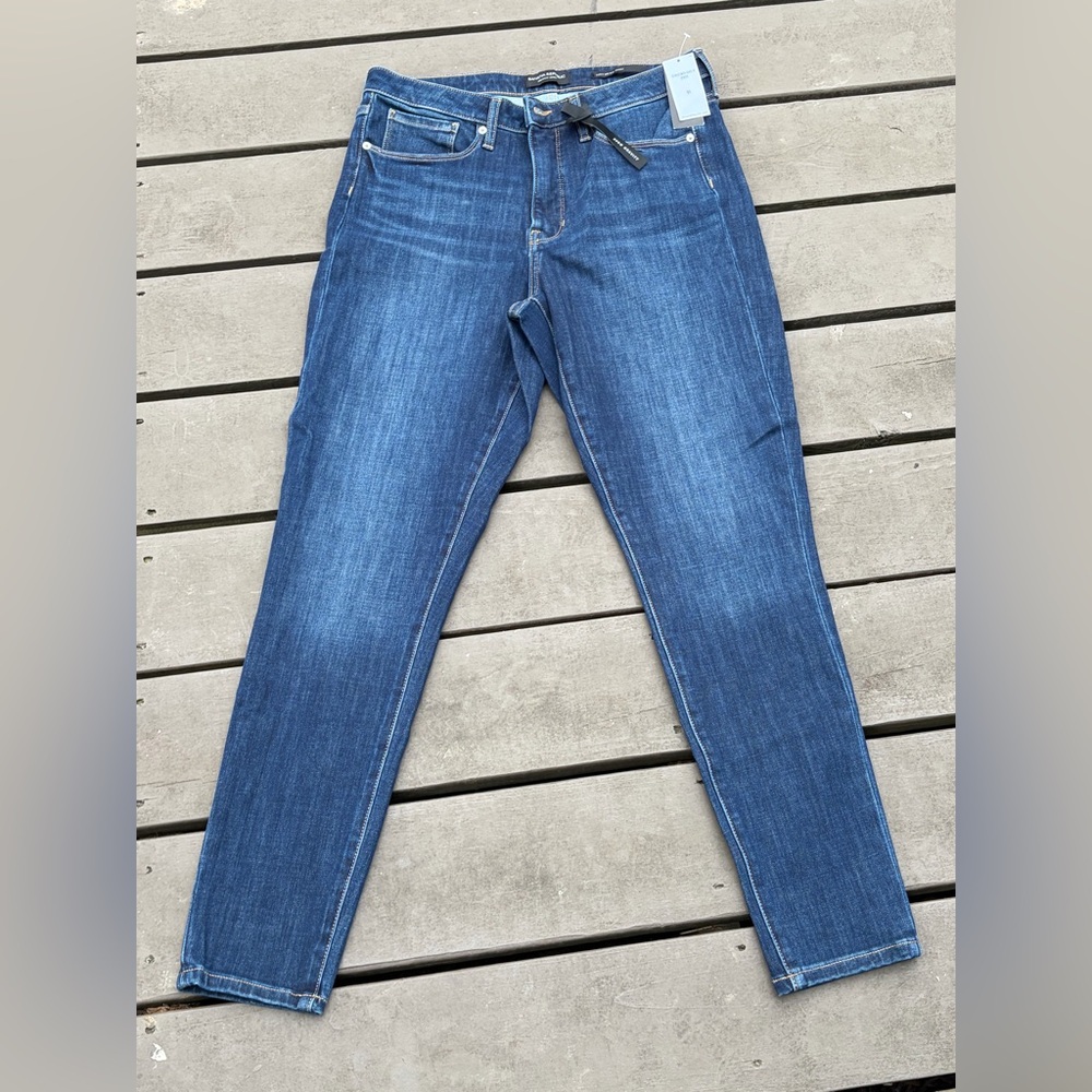 Banana Republic Dark Blue Women's Skinny Jeans size 31 brand new with tags